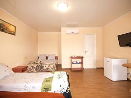 Стандарт 4-местный 1-комнатный, База отдыха Верона, Кирилловка