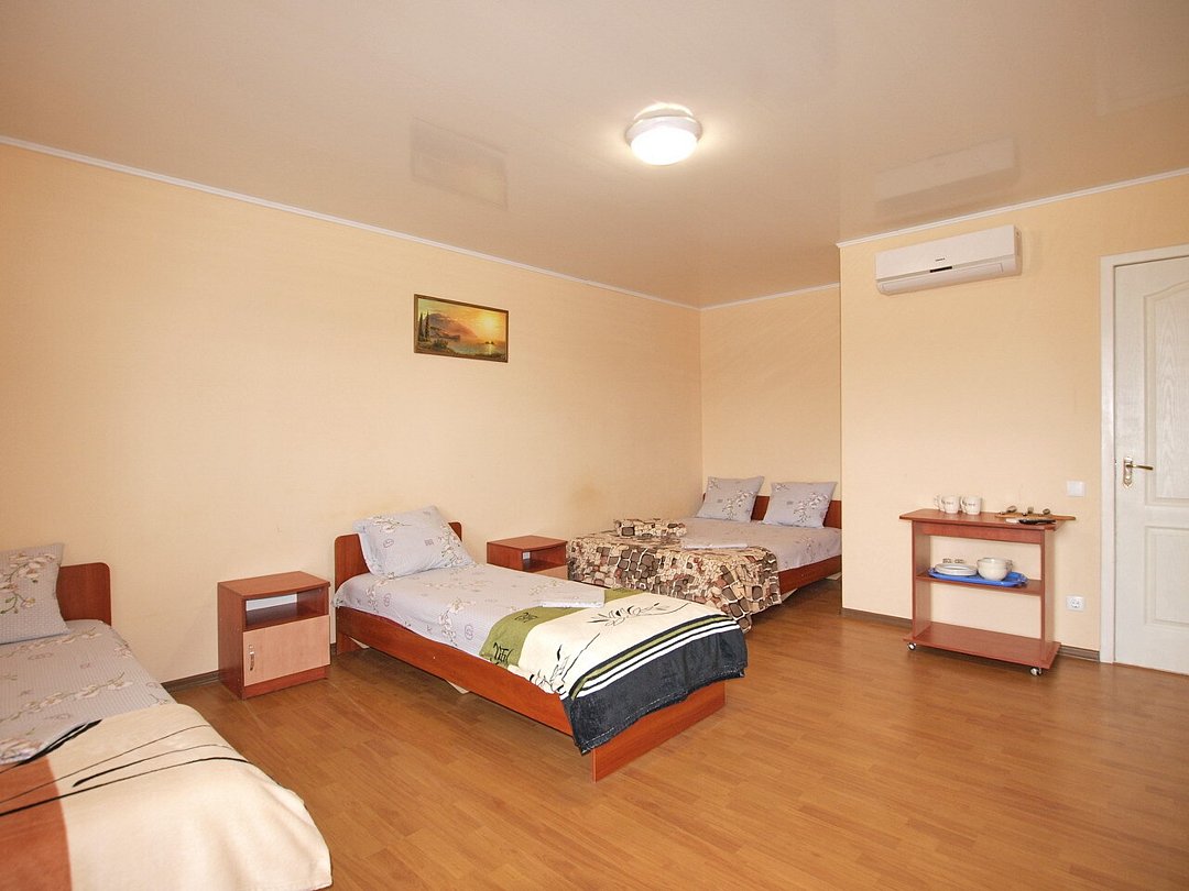 Стандартный 4-местный 1-комнатный