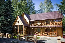 Шато, База отдыха Медвежий угол Увильды, село Губернское