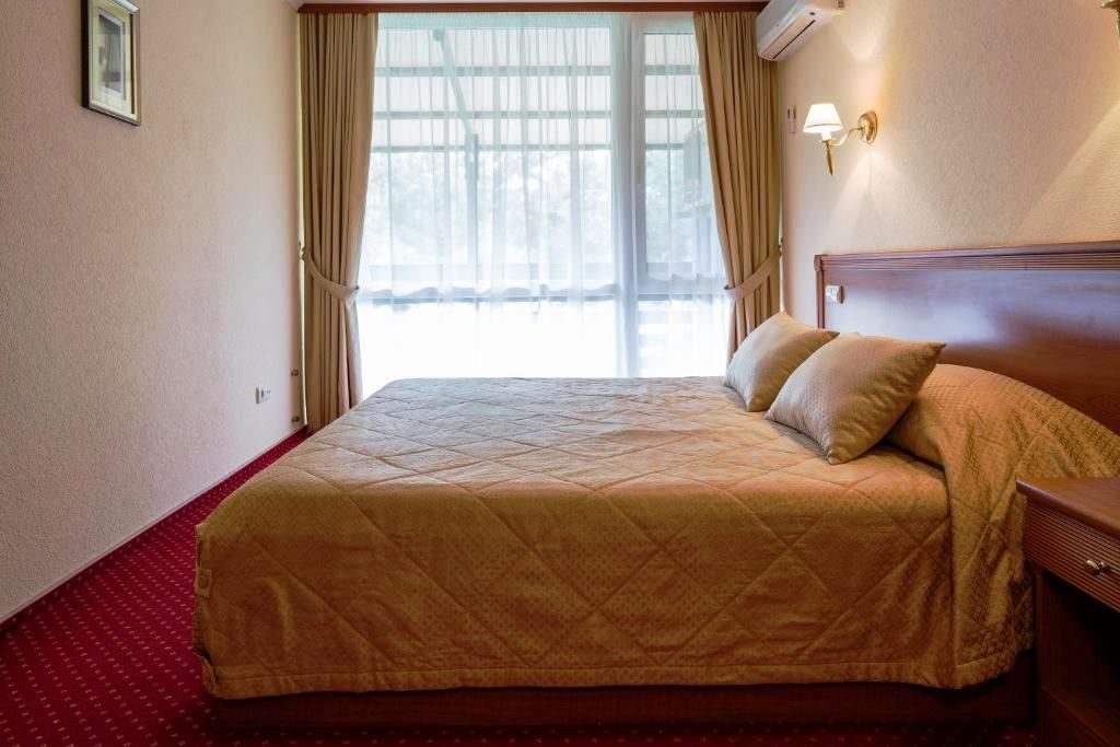 Президентский 4-местный 3-комнатный