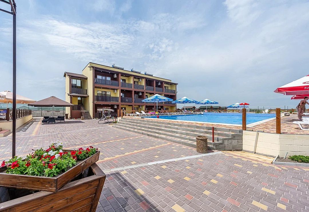 База отдыха Гармония (Кирилловка), Кирилловка, Запорожская область