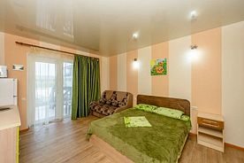 Стандарт 2-местный 1-комнатный, База отдыха Адмирал (Кирилловка), Кирилловка