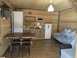 Семейный люкс, База отдыха Дежавю, село Узнезя