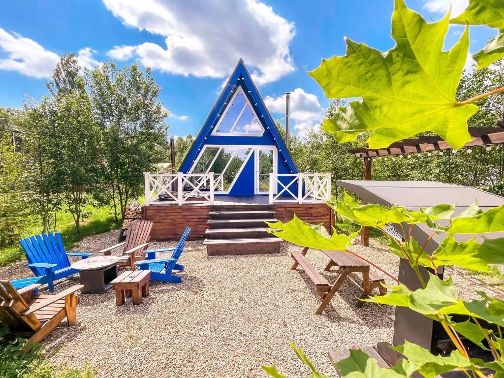 Глэмпинг А у реки, НовоМихайловское, Московская область