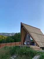 Бунгало с красивым видом из окна, Глэмпинг Дана, село Соколиное