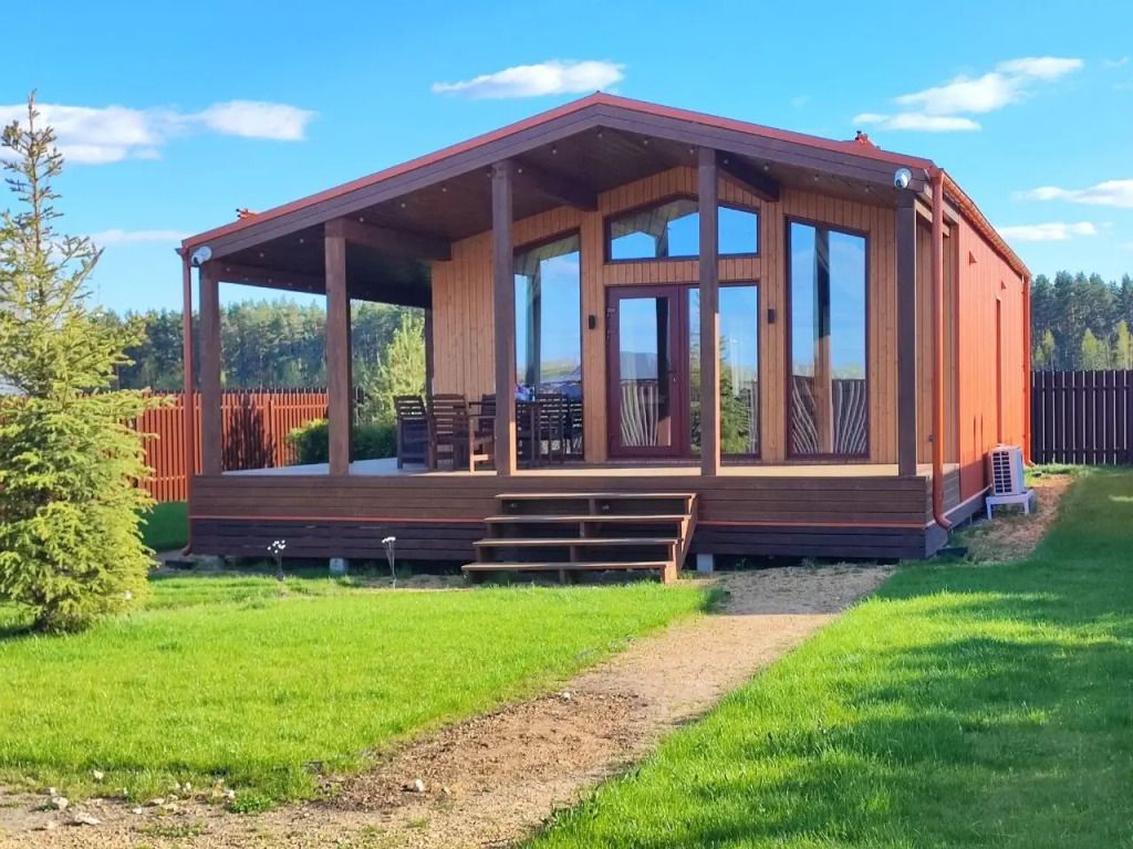 Частный дом Уютный с панорамными окнами с выходом на террасу, деревня Дубечино, Московская область