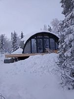 Четырёхместный коттедж Premium с красивым видом из окна, Глэмпинг Хаски Кэмп, Кола