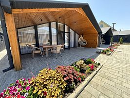 Коттедж Luxury с красивым видом из окна, База Отдыха База Хазри, Дербент