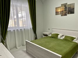 Двухместный номер Стандартный №6 с видом на горы двуспальная кровать, Гостевой дом Алания, Домбай