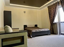 Номер Стандартный №1 Двухкомнатный с балконом и с видом на горы, Гостевой дом Алания, Домбай