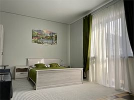 Трехместный номер с балконом № 5, Гостевой дом Алания, Домбай