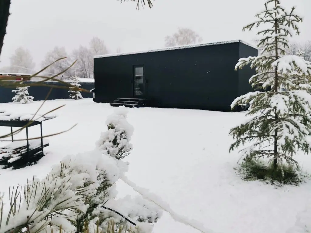 Глэмпинг Black House, Тюменская область: фото 4