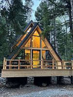 Дом в лесу Дуо 5 с балконом, Дома в аренду У друзей, Теберда