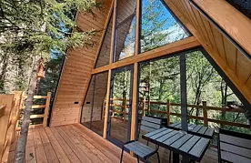 Дом Соло 4 с балконом и с видом на реку, Дома в аренду У друзей, Теберда