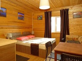 Трёхместный коттедж Standard рядом с пляжем, База отдыха Азимут, Феодосия