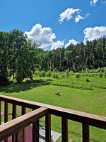 Двухместный люкс Мансарда с 2 комнатами с балконом и с красивым видом из окна двуспальная кровать, База отдыха TRAVA, Бирюзовая Катунь