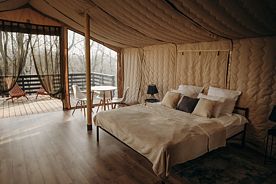 Семейный номер Comfort с красивым видом из окна, Глэмпинг Apparadise Glamping & Spa, Смоленская