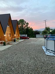 База отдыха Домики Шалe