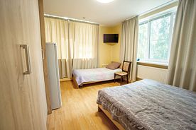 3-х местный Стандартный с двуспальной и односпальной кроватями, База отдыха и рыбалки Пятницкий Плёс, Солнечногорский район