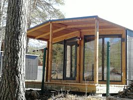 Двухместный семейный коттедж с красивым видом из окна двуспальная кровать, База Отдыха Семейная Усадьба Мой Рай, село Чепош