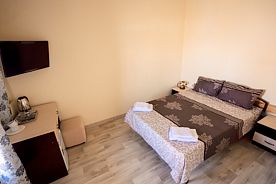 Номер Standard с 2 комнатами с балконом, База отдыха Артемида, Должанская