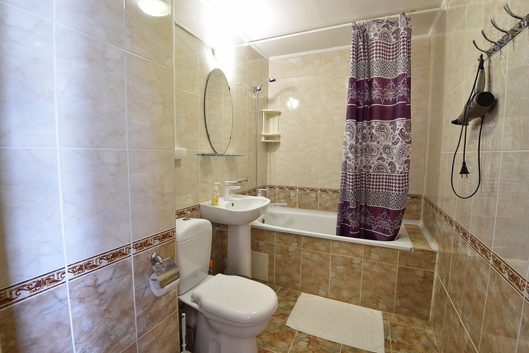 Делюкс 2-местный 2-комнатный (c балконом)