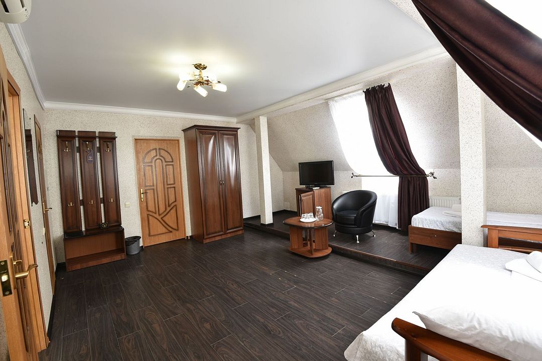 Семейный 5-местный 2-комнатный