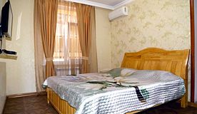 Люкс 2-местный 1-комнатный, Гостевой дом Гагра-Лазурная, Гагра