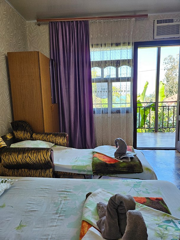 Стандартный 2-местный (с доп.местом и балконом)