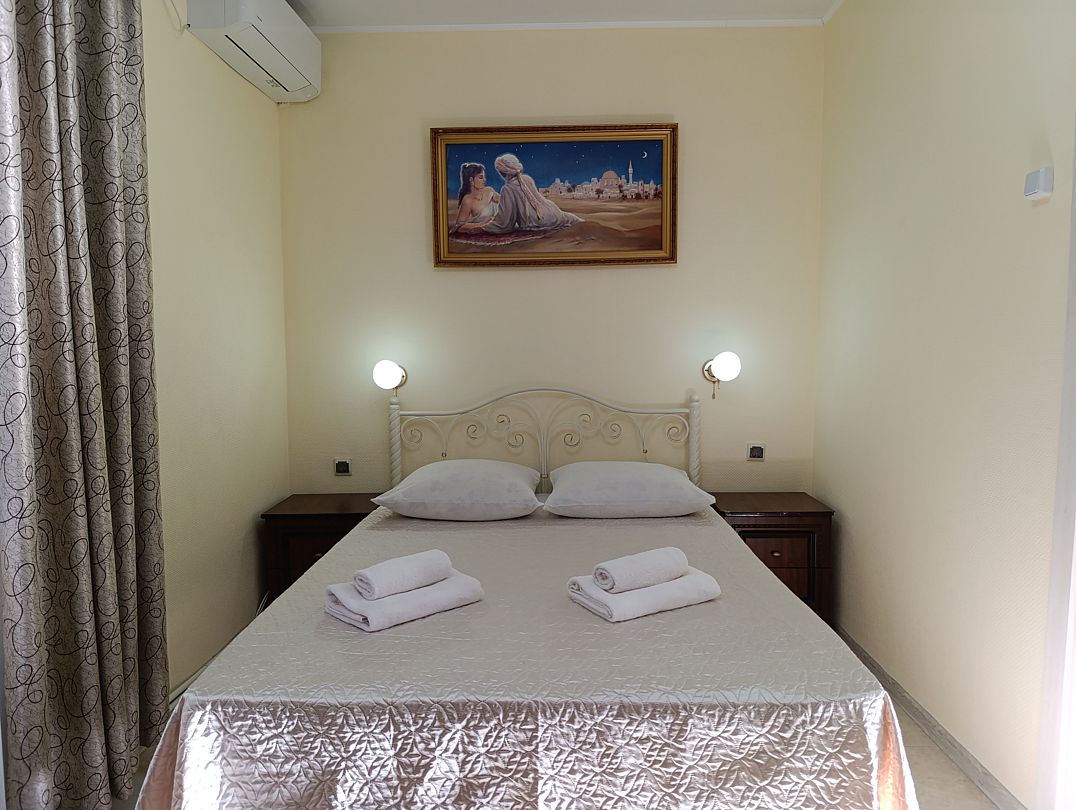 Семейный 5-местный 2-комнатный (1 этаж)