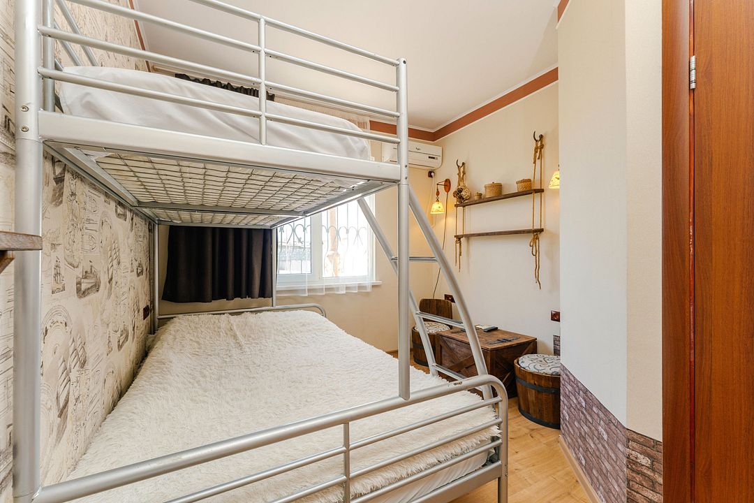 Номер 3-местный 1-комнатный бюджетный «Каюта Шкипера»