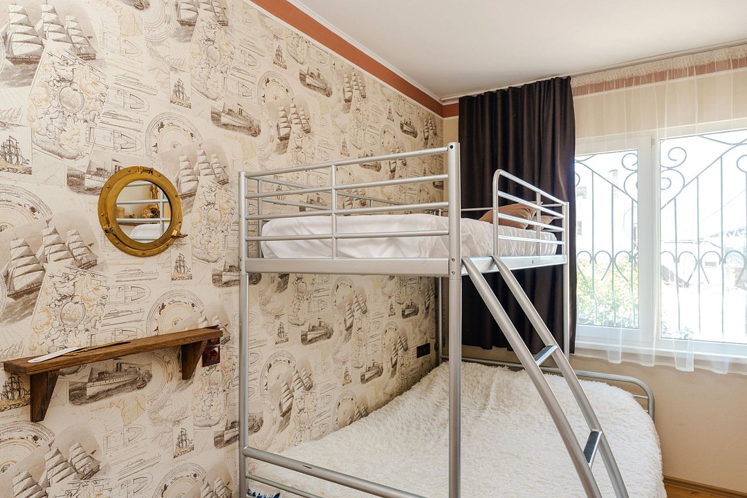 Номер 3-местный 1-комнатный бюджетный «Каюта Шкипера»