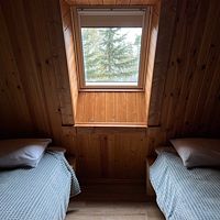 Двухместный номер Deluxe № 15 Мансарда 2 отдельные кровати, База отдыха Аквамарин, Приозерский район