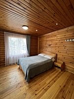 Двухместный люкс № 12 двуспальная кровать, База отдыха Аквамарин, Приозерский район