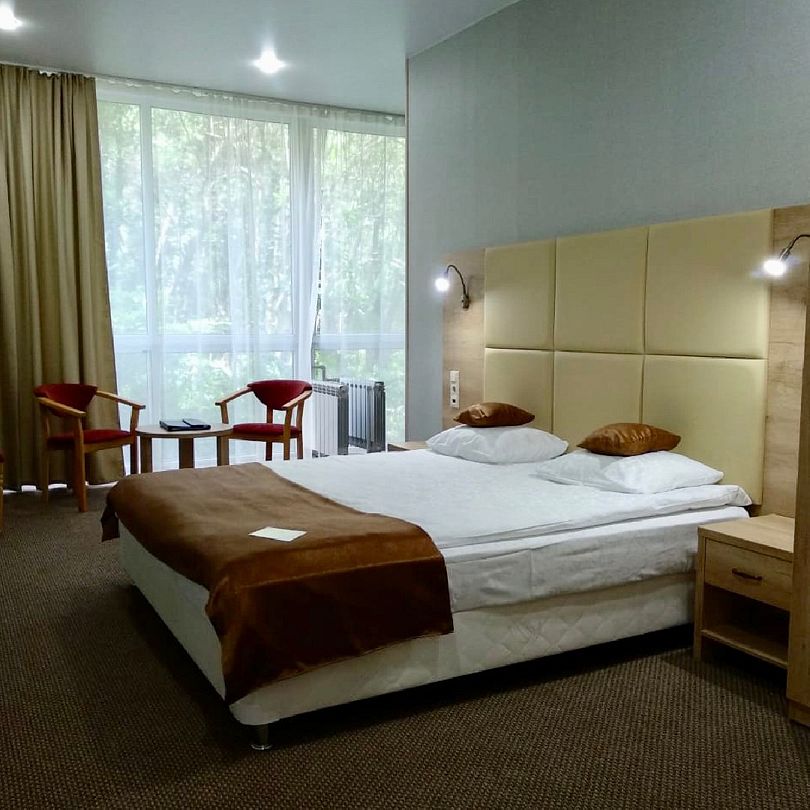 Люкс 4-местный 2-комнатный Семейный