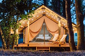 Сафари -тент №4: 4 односпальные кровати Номера домов: 4, Глэмпинг Abrau Glamping, Абрау-Дюрсо