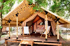 Сафари тент № 10: 1 двуспальная кровать Номера домов: 10, Глэмпинг Abrau Glamping, Абрау-Дюрсо