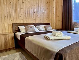 Двухкомнатный дом 5х местный, Гостевой дом У Пруда, Каменномостский