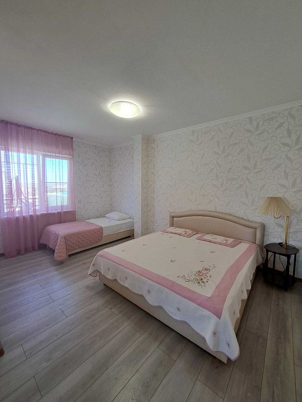 Дом 6-местный 3-комнатный