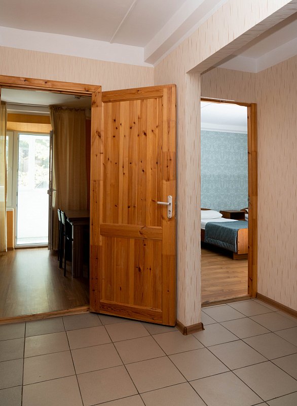 5-местный 2-комнатный (с кухней)