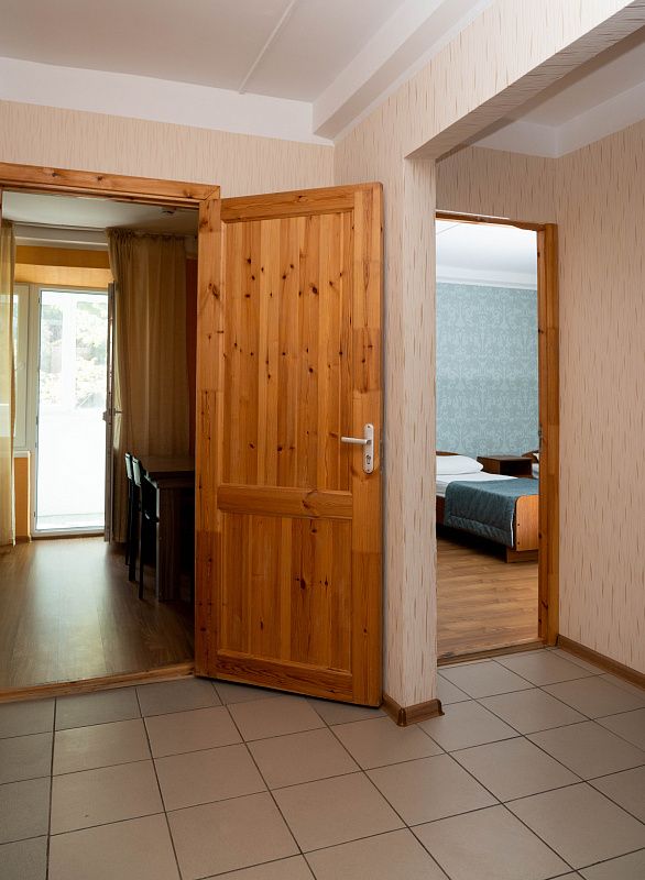 5-местный 2-комнатный (с кухней)