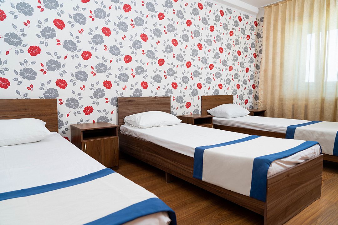 Номер 8-местный 3-комнатный (с кухней)