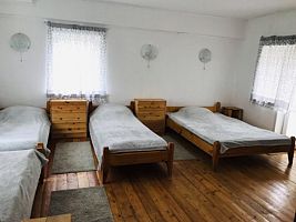 Четырёхместный номер Standard с балконом, База отдыха Колибри, село Ая