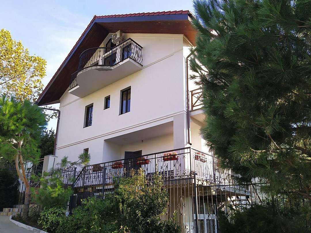 Гостевой дом Крым Ностальжи, Крым, Оползневое Ялта Алупка Кореиз Симеиз Мисхор Понизовка