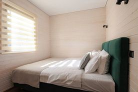 Семейный коттедж с красивым видом из окна, Глэмпинг Балтийские Холмы, Балтийск