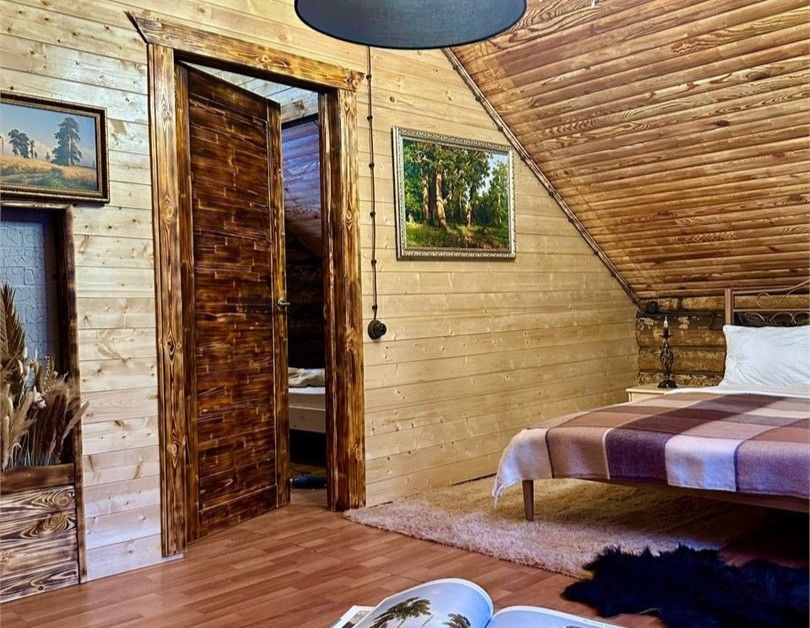 Дом 6-местный 3-комнатный (с камином)