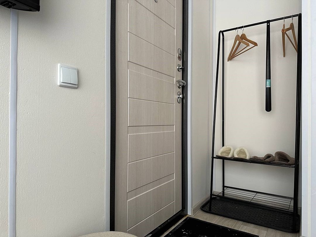 Домик 4-местный 2-комнатный №3 (вид на озеро)