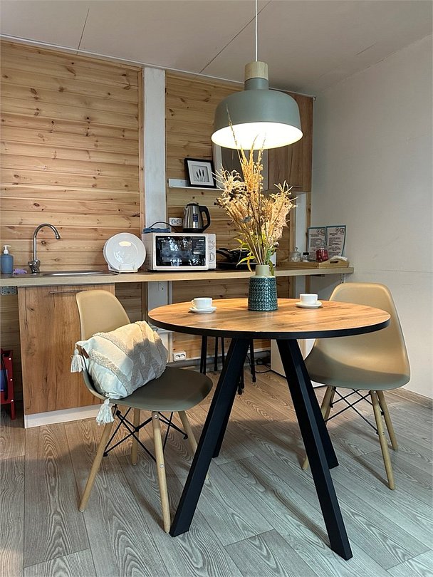 Домик 4-местный 2-комнатный №5 (вид на озеро)