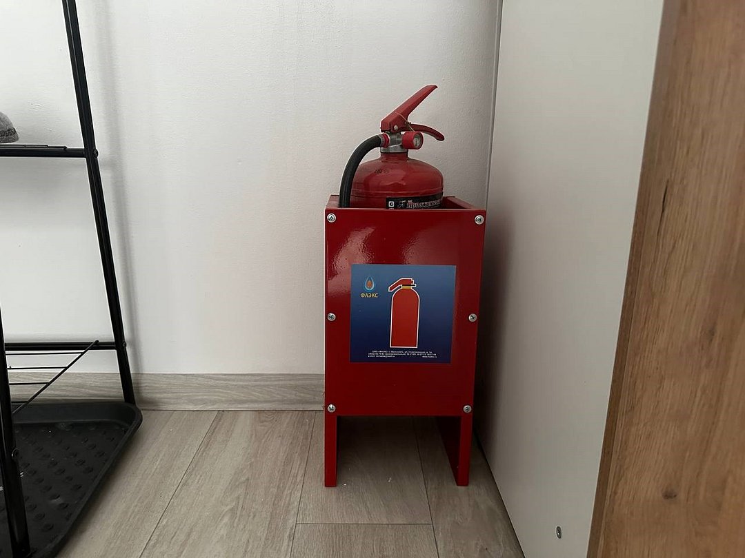 Домик 4-местный 2-комнатный №6 (вид на озеро)