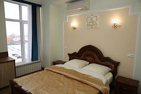 Двухместный номер Standard с балконом двуспальная кровать, Гостевой дом Барокко ЛВ, Лиски